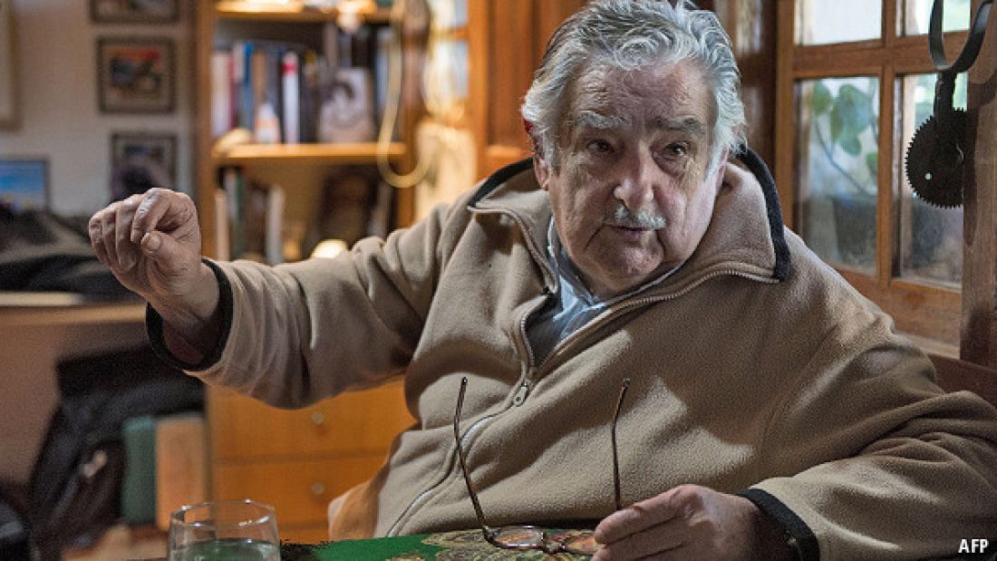 Pepe Mujica habló de cara a las elecciones y aseguró que: ''Si pudiera votar, votaría por Massa con las dos manos''