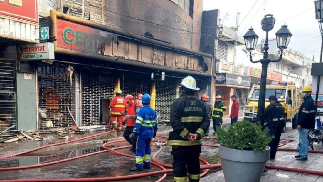 Incendio en el centro comercial: los comerciantes afectados recibirán subsidios de la provincia
