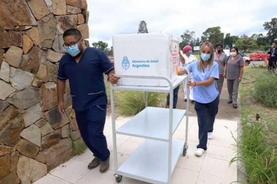 El gobierno anunció reducción del intervalo entre dosis de vacunas: en realidad se respetan los plazos mínimos