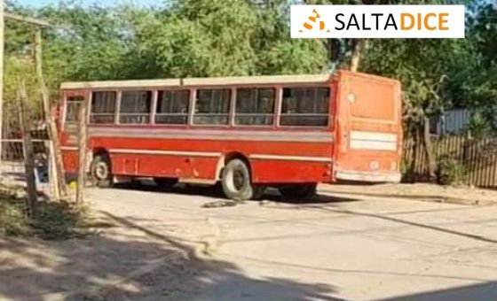Un obrero perdió la vida, tras ser atropellado por un colectivo
