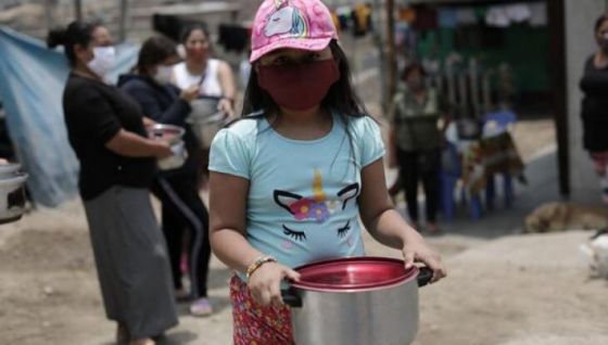 Estadísticas dramáticas: el 55 % de niños y adolescentes argentinos están por debajo de la línea de pobreza