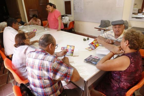 Comenzaron las inscripciones para la Universidad de la Tercera Edad