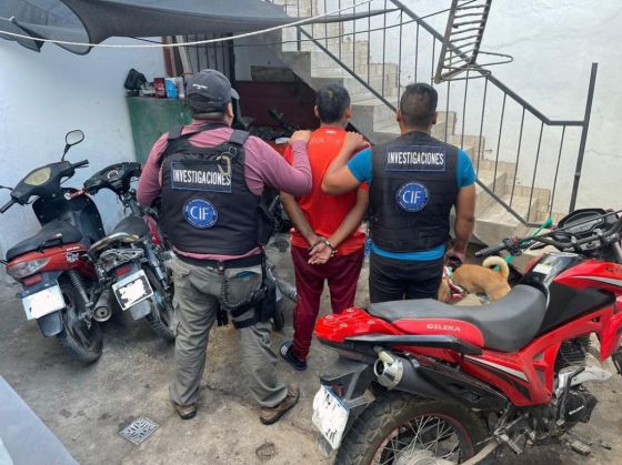 Un sargento de la policía robaba motos secuestradas: fue detenido