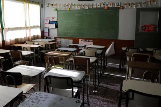 Nadie se salva: por el Dengue, maestros y alumnos se ausentan en las escuelas y la preocupación aumenta