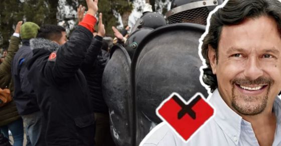 El Gobierno amenaza a los docentes : "Si mañana no vuelven a las aulas comenzarán a regir los descuentos”