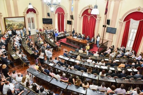 La solución de diputados para el conflicto docente y de salud: sancionaron un proyecto para restringir la protesta
