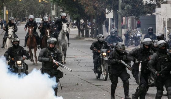 La campaña anti derechos de Morales: entre violencia policial, avasallamientos y detenciones injustificadas