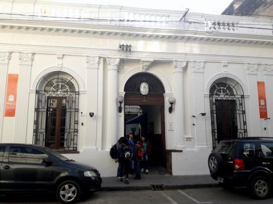 Facultad de Humanidades y Ciencias Sociales de la UNJu, solicitó la inmediata liberación de un docente detenido