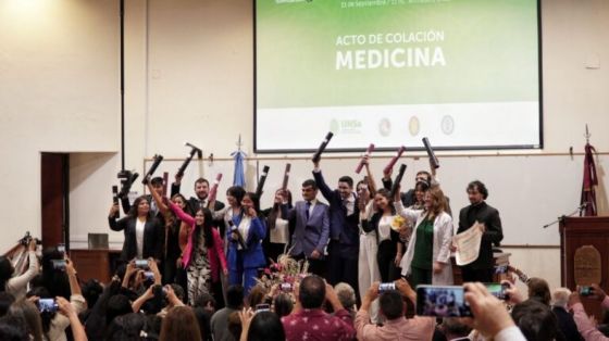 Se recibieron los primeros egresados en Medicina de la Universidad Nacional de Salta