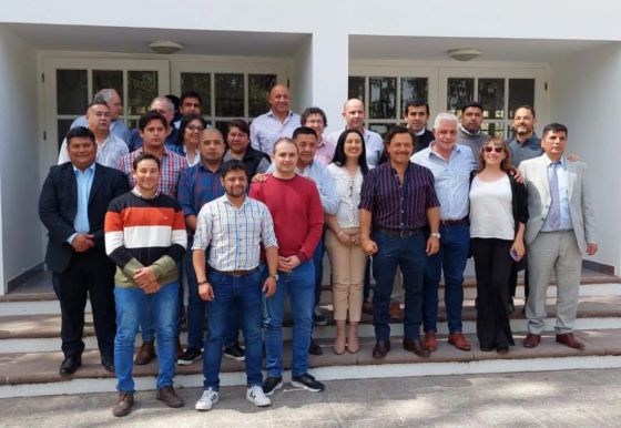 Saenz junto a intendentes electos y candidatos  se reunieron en apoyo a Massa