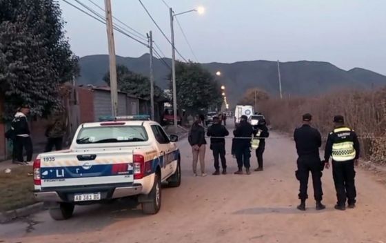 Investigan la muerte de una mujer de 36 años, cuyo cuerpo apareció ayer en un descampado