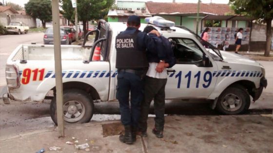 Empujó a un abogado en la calle causándole lesiones y fue imputado provisionalmente