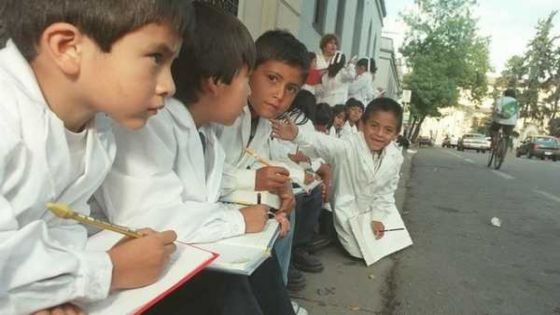 Se aprobó el calendario escolar recargado: en 2022 habrá 190 días de clases