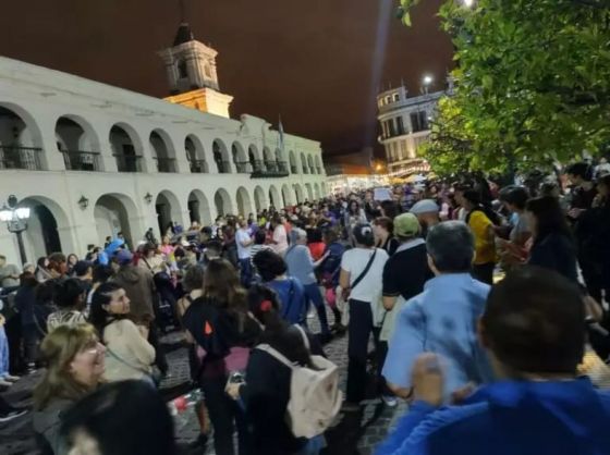 Salta se levantó y se movilizó en un cacerolazo contra el DNU