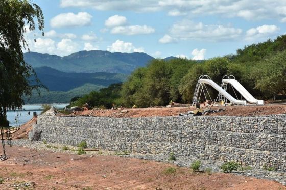 Obras paralizadas en el Dique Cabra Corral
