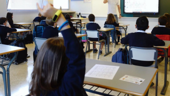 Luego del desfinanciamiento de la educación publica el gobierno de Milei  lanzan subsidios para la educación privada