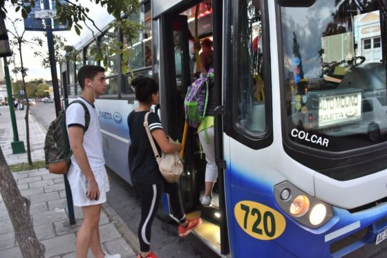 La AMT amplió el régimen del Boleto Estudiantil Gratuito a estudiantes de la UNSa