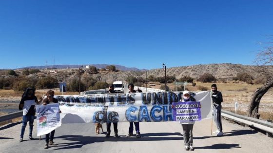 Docentes se movilizan desde todo el interior provincial