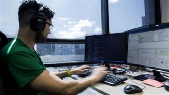 Argentina Programa: subsidio de $100 mil para comprar computadoras a jóvenes que se capacitan