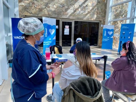 Hoy funcionarán cuatro vacunatorios móviles en la ciudad de Salta