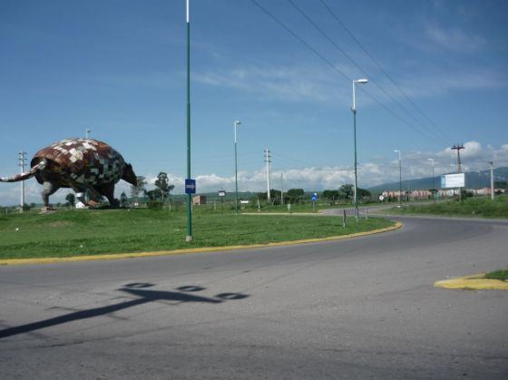 Sáenz anunció la ruta de 4 carriles desde la rotonda del Quirquincho hasta el puente sobre el río Wierna