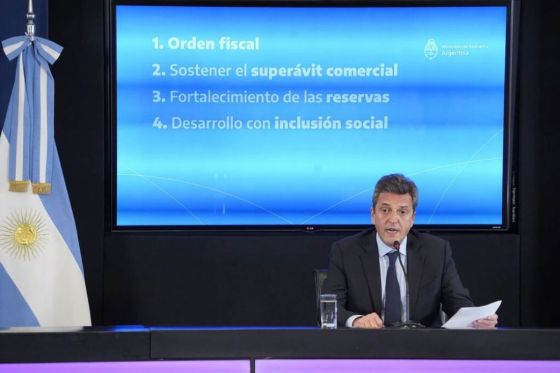 Las medidas de Massa: orden fiscal, fortalecimiento de reservas, refuerzo de ingresos, planes por trabajo