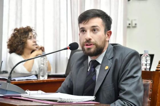 Un concejal capitalino protagonizó un ataque de violencia de género contra su pareja