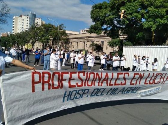 ''No sé de que se quejan'' respondió el Ministro Esteban a los médicos que se manifestaron